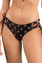 Laden Sie das Bild in den Galerie-Viewer, Gallery: Rio De Sol Unterteil Bottom Cashew Madrid