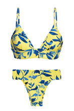 Laden Sie das Bild in den Galerie-Viewer, Product Front: Rio De Sol Set Lemon Flower Tri Cos
