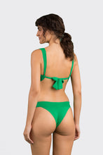 Laden Sie das Bild in den Galerie-Viewer, Model Back: Rio De Sol Oberteil Top Tambourine Halter-Marina