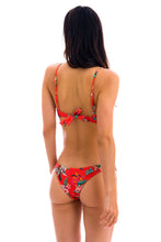 Laden Sie das Bild in den Galerie-Viewer, Model Back: Rio De Sol Oberteil Top Wildflowers Bra-Sport