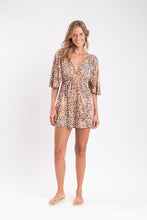 Laden Sie das Bild in den Galerie-Viewer, Image 03: Rio De Sol Mini Dress Leopard Mini Dress