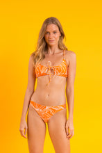 Laden Sie das Bild in den Galerie-Viewer, Image 11: Rio De Sol Set Set Trail-Orange Tank-Tie Essential-Comfy