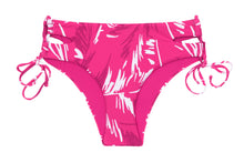 Laden Sie das Bild in den Galerie-Viewer, Product Front: Rio De Sol Unterteil Bottom Pink-Palms Madrid