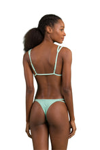 Laden Sie das Bild in den Galerie-Viewer, Model Back: Rio De Sol Set Set Malibu-Menta Tri-Duo Mini-Duo
