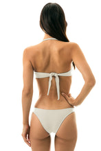 Laden Sie das Bild in den Galerie-Viewer, Model Back: Rio De Sol Unterteil Bottom Perola Bandeau