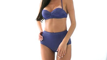 Laden und Abspielen von Videos im Galerie-Viewer, Video: Rio De Sol Unterteil Calcinha Radiante Azul Marinho Hot Pant