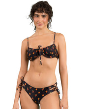 Laden Sie das Bild in den Galerie-Viewer, Gallery: Rio De Sol Set Set Cashew Balconet-Tie Madrid