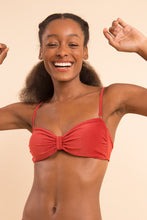 Laden Sie das Bild in den Galerie-Viewer, Image 08: Rio De Sol Set Set Malibu-Chili Bandeau-Duo Essential