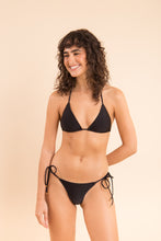 Laden Sie das Bild in den Galerie-Viewer, Model Front: Rio De Sol Oberteil Top Shimmer-Black Tri-Inv