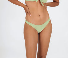 Laden Sie das Bild in den Galerie-Viewer, Gallery: Rio De Sol Unterteil Bottom Oliva Essential
