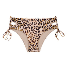 Laden Sie das Bild in den Galerie-Viewer, Product Front: Rio De Sol Unterteil Bottom Leopard Madrid
