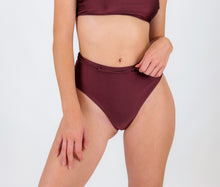 Laden Sie das Bild in den Galerie-Viewer, Gallery: Rio De Sol Unterteil Bottom Barolo Hotpants
