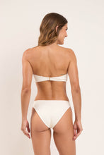 Laden Sie das Bild in den Galerie-Viewer, Top Sand-Chantilly Sara
