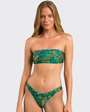 Laden Sie das Bild in den Galerie-Viewer, Gallery: Rio De Sol Set Set Wilds Bandeau-Reto Highleg
