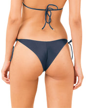 Laden Sie das Bild in den Galerie-Viewer, Image 05: Rio De Sol Unterteil Bottom Shark Cheeky-Tie
