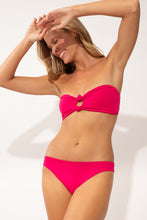 Laden Sie das Bild in den Galerie-Viewer, Image 07: Wednesday In Hawaii By Rio De Sol Set Set Guava Lani Waikiki
