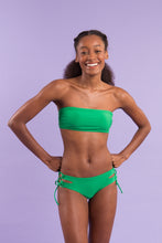 Laden Sie das Bild in den Galerie-Viewer, Image 10: Rio De Sol Set Set Tambourine Bandeau-Reto Madrid
