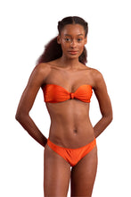 Laden Sie das Bild in den Galerie-Viewer, Image 04: Rio De Sol Set Set Paprica Bandeau-Joy Essential
