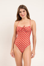 Laden Sie das Bild in den Galerie-Viewer, Model Front: Rio De Sol Badeanzug Floral-Scales Julia
