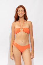 Laden Sie das Bild in den Galerie-Viewer, Model Front: Rio De Sol Unterteil Bottom Tribu-Flow Madrid
