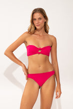 Laden Sie das Bild in den Galerie-Viewer, Image 05: Wednesday In Hawaii By Rio De Sol Set Set Guava Lani Waikiki
