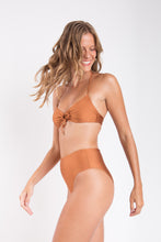 Laden Sie das Bild in den Galerie-Viewer, Image 03: Rio De Sol Set Set Nocciola Mila Hotpants
