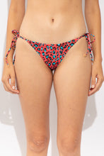 Laden Sie das Bild in den Galerie-Viewer, Gallery: Rio De Sol Unterteil Bottom Coral-Feline Ibiza-Comfy
