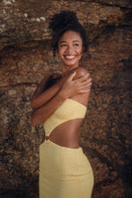Laden Sie das Bild in den Galerie-Viewer, Image 11: Rio De Sol Mini Dress Drift-Butterglow Lulu Dress
