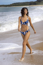 Laden Sie das Bild in den Galerie-Viewer, Image 06: Rio De Sol Unterteil Bottom Pottery Madrid
