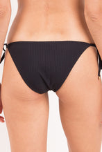 Laden Sie das Bild in den Galerie-Viewer, Bottom Dots-Black Ibiza-Comfy
