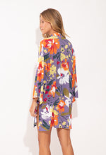 Laden Sie das Bild in den Galerie-Viewer, Garden-Flower Kimono
