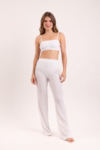 Laden Sie das Bild in den Galerie-Viewer, Memphis-White Pants Lana
