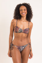 Laden Sie das Bild in den Galerie-Viewer, Model Front: Rio De Sol Unterteil Bottom Cobra Ibiza-Comfy
