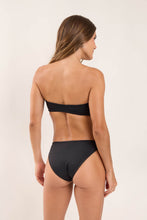 Laden Sie das Bild in den Galerie-Viewer, Model Back: Rio De Sol Unterteil Bottom Lava Waikiki
