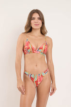 Laden Sie das Bild in den Galerie-Viewer, Model Front: Rio De Sol Unterteil Bottom Sea-Bloom Baobi
