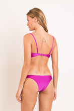 Laden Sie das Bild in den Galerie-Viewer, Model Back: Rio De Sol Unterteil Bottom Shimmer-Gaia Essential
