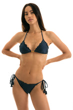 Laden Sie das Bild in den Galerie-Viewer, Model Front: Rio De Sol Unterteil Bottom Shimmer-Shark Frufru
