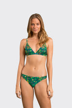 Laden Sie das Bild in den Galerie-Viewer, Model Front: Rio De Sol Unterteil Bottom Wilds Essential-Comfy
