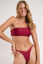 Laden Sie das Bild in den Galerie-Viewer, Image 09: Rio De Sol Set Set Touch-Carmim Isadora Gigi
