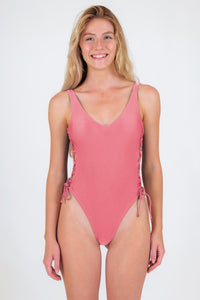 Model Front: Rio De Sol Badeanzug Shimmer-Confetti Zoe