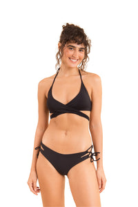 Model Front: Rio De Sol Oberteil Top Dots-Black Kate