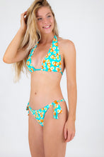Laden Sie das Bild in den Galerie-Viewer, Model Front: Rio De Sol Oberteil Top Dubai Halter-Double
