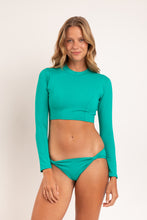 Laden Sie das Bild in den Galerie-Viewer, Model Front: Rio De Sol Oberteil Top Valley Reef
