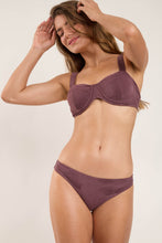 Laden Sie das Bild in den Galerie-Viewer, Set Malibu-Ebano Amelia Essential-Comfy
