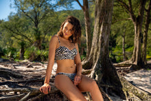 Laden Sie das Bild in den Galerie-Viewer, Set Wild-Black Balconet-Anna Nice

