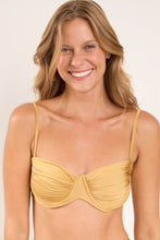 Laden Sie das Bild in den Galerie-Viewer, Top Fluity-Dourado Vickie

