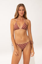 Laden Sie das Bild in den Galerie-Viewer, Model Front: Wednesday In Hawaii By Rio De Sol Unterteil Bottom Kiko-Coco Kaleia
